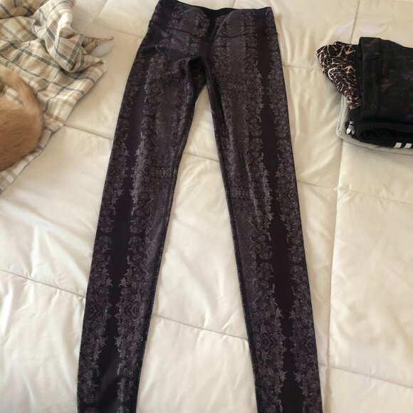 Titika damask pattern long legging - Picture 1 of 2